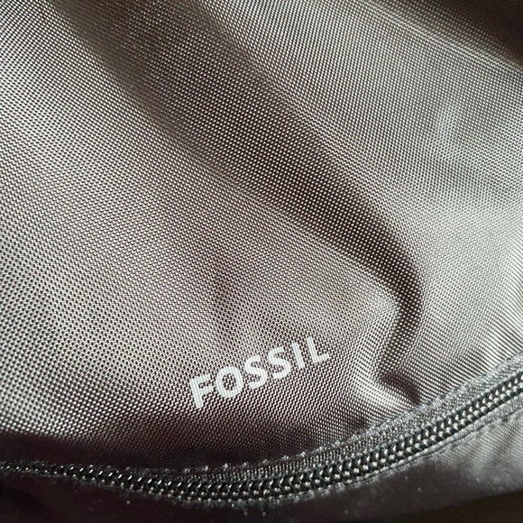 FOSSIL Backpack with laptop sleeve Red and Blue Like New - Picture 6 of 6